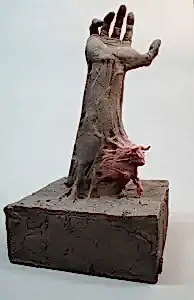 BUĞRA ÖZER tarafından 2022 yılında 66x35x53 cm ölçülerinde Stoneware kil, Serbest elle şekillendirme ve dekor 1240 °C tekniği ile yapılmıştır.