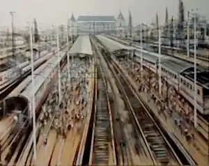 AYHAN ÇETİN tarafından 2024 yılında 120x150 cm ölçülerinde Tuval üzeri akrilik boya tekniği ile yapılmıştır.