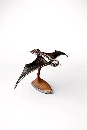 SERKAN ERKOÇ tarafından 2025 yılında 23x26x39 cm ölçülerinde Metal heykel tekniği ile yapılmıştır.