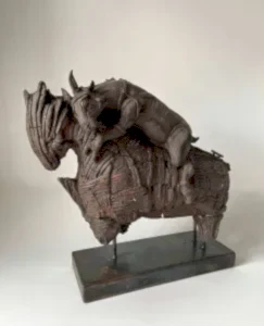 BUĞRA ÖZER tarafından 2024 yılında 40x18x4 cm ölçülerinde Stoneware seramik çamuru, Serbest elle şekillendirme, 1125°C tekniği ile yapılmıştır.