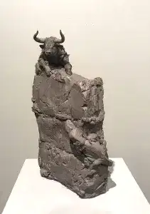 BUĞRA ÖZER tarafından 34x23x12 cm ölçülerinde Serbest Elle Şekillendirme Stoneware Kil 1240°C tekniği ile yapılmıştır.