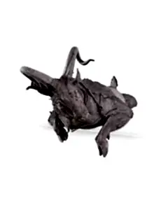 BUĞRA ÖZER tarafından 2017 yılında 28x28x56 cm ölçülerinde Siyah Kil-1250°C  Serbest Elle Şekillendirme tekniği ile yapılmıştır.