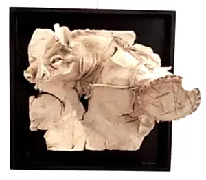 BUĞRA ÖZER tarafından 2017 yılında 20x20x15 cm ölçülerinde Beyaz Kil-1250°C  Serbest Elle ve Kalıpla Şekillendirme tekniği ile yapılmıştır.