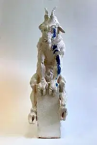 BUĞRA ÖZER tarafından 2023 yılında 50x17x27 cm ölçülerinde Stoneware Seramik Çamuru, Serbest Elle Şekillendirme 1080 C° tekniği ile yapılmıştır.