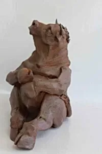 BUĞRA ÖZER tarafından 2013 yılında 32x30x18 cm ölçülerinde Seramik tekniği ile yapılmıştır.