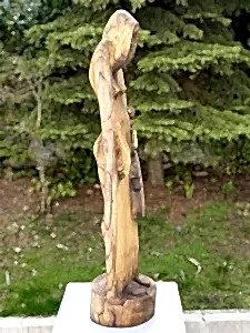 HAKAN ERASLAN tarafından 2019 yılında 110x33x25 cm ölçülerinde Zeytin Ağacı Yontu tekniği ile yapılmıştır.