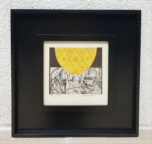 HAYATİ MİSMAN tarafından 1998 yılında 20x20 cm ölçülerinde Gravür Edisyon 17/100 tekniği ile yapılmıştır.