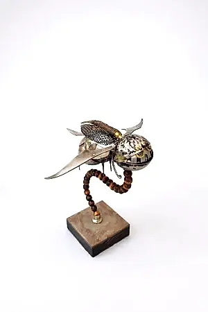 SERKAN ERKOÇ tarafından 2025 yılında 36x22x20 cm ölçülerinde Metal heykel tekniği ile yapılmıştır.