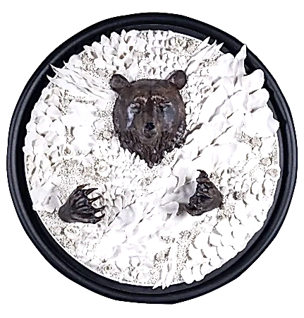 DİLA NAZ AKGÜN tarafından 2025 yılında 100x100x20 cm ölçülerinde Porselen elle şekillendirme tekniği ile yapılmıştır.