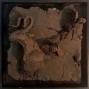 BUĞRA ÖZER tarafından 2018 yılında 25x25 cm ölçülerinde Seramik tekniği ile yapılmıştır.